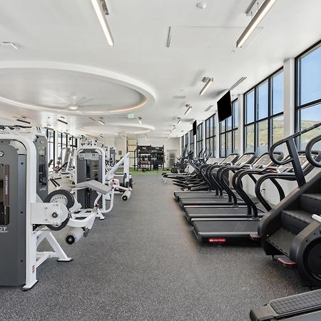 Апартаменты Outstanding Amenities-New Complex- Downtown Luxury Солт-Лейк-Сити Экстерьер фото