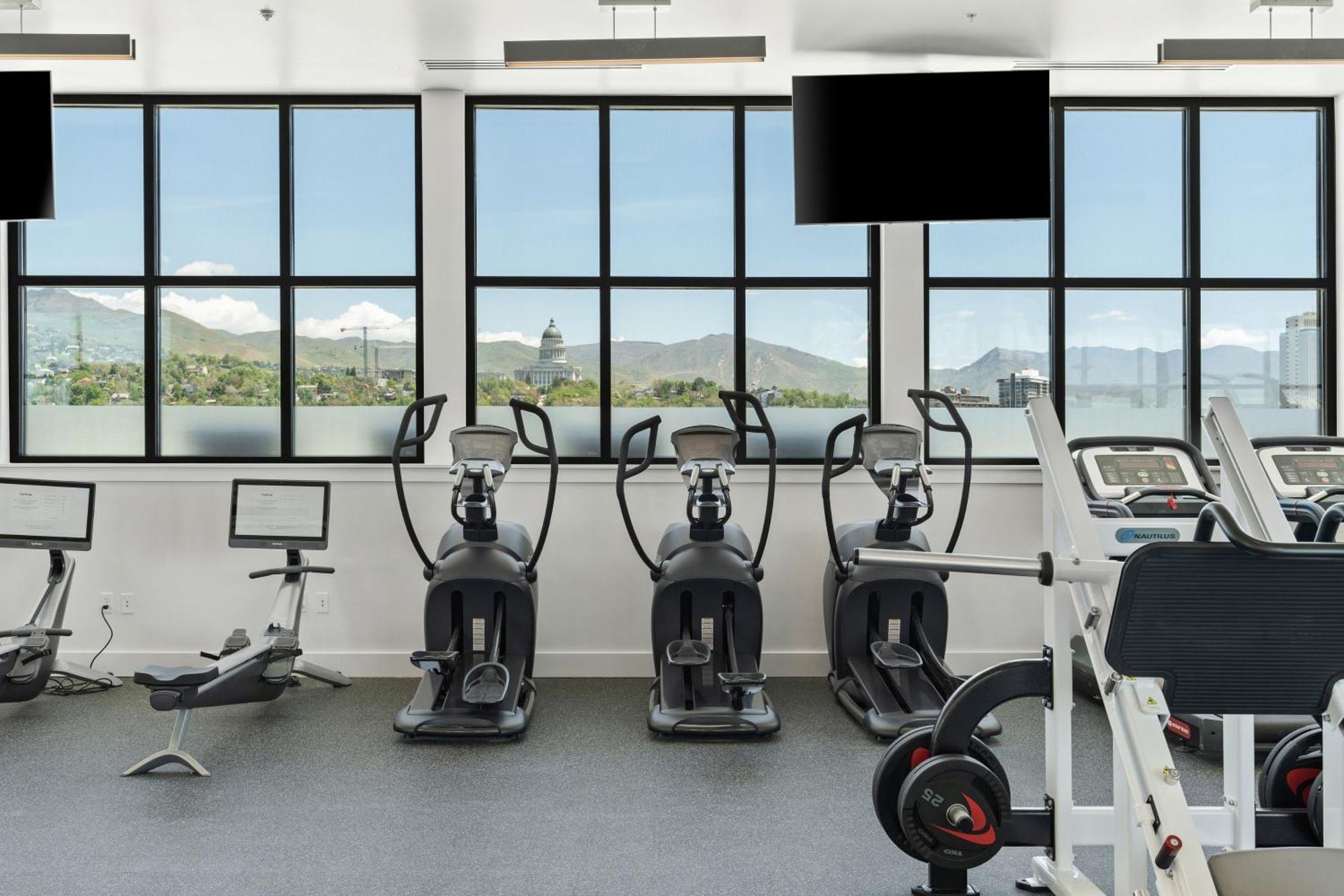 Апартаменты Outstanding Amenities-New Complex- Downtown Luxury Солт-Лейк-Сити Экстерьер фото