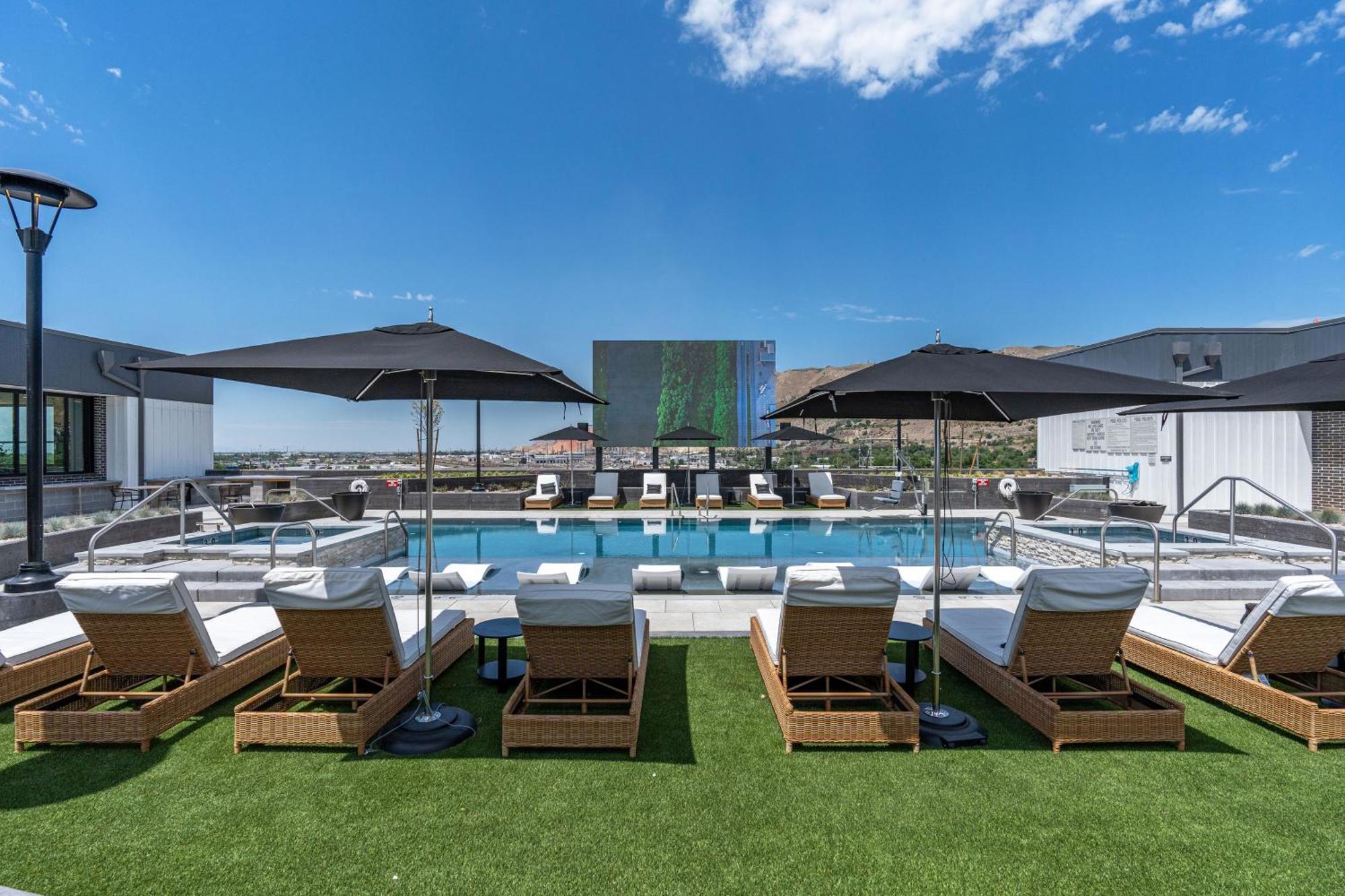 Апартаменты Outstanding Amenities-New Complex- Downtown Luxury Солт-Лейк-Сити Экстерьер фото