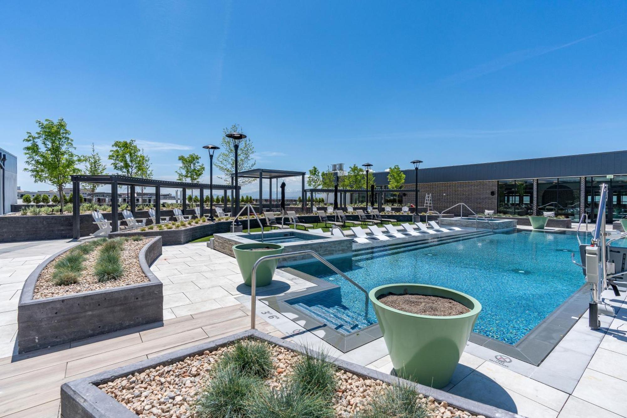 Апартаменты Outstanding Amenities-New Complex- Downtown Luxury Солт-Лейк-Сити Экстерьер фото